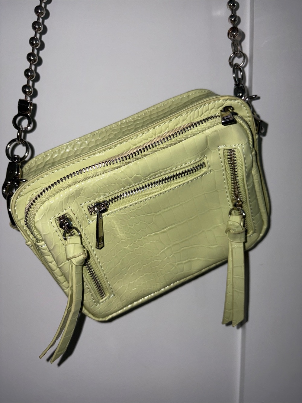 ASOS Women’s Light Green Croc-Texture Crossbody Bag